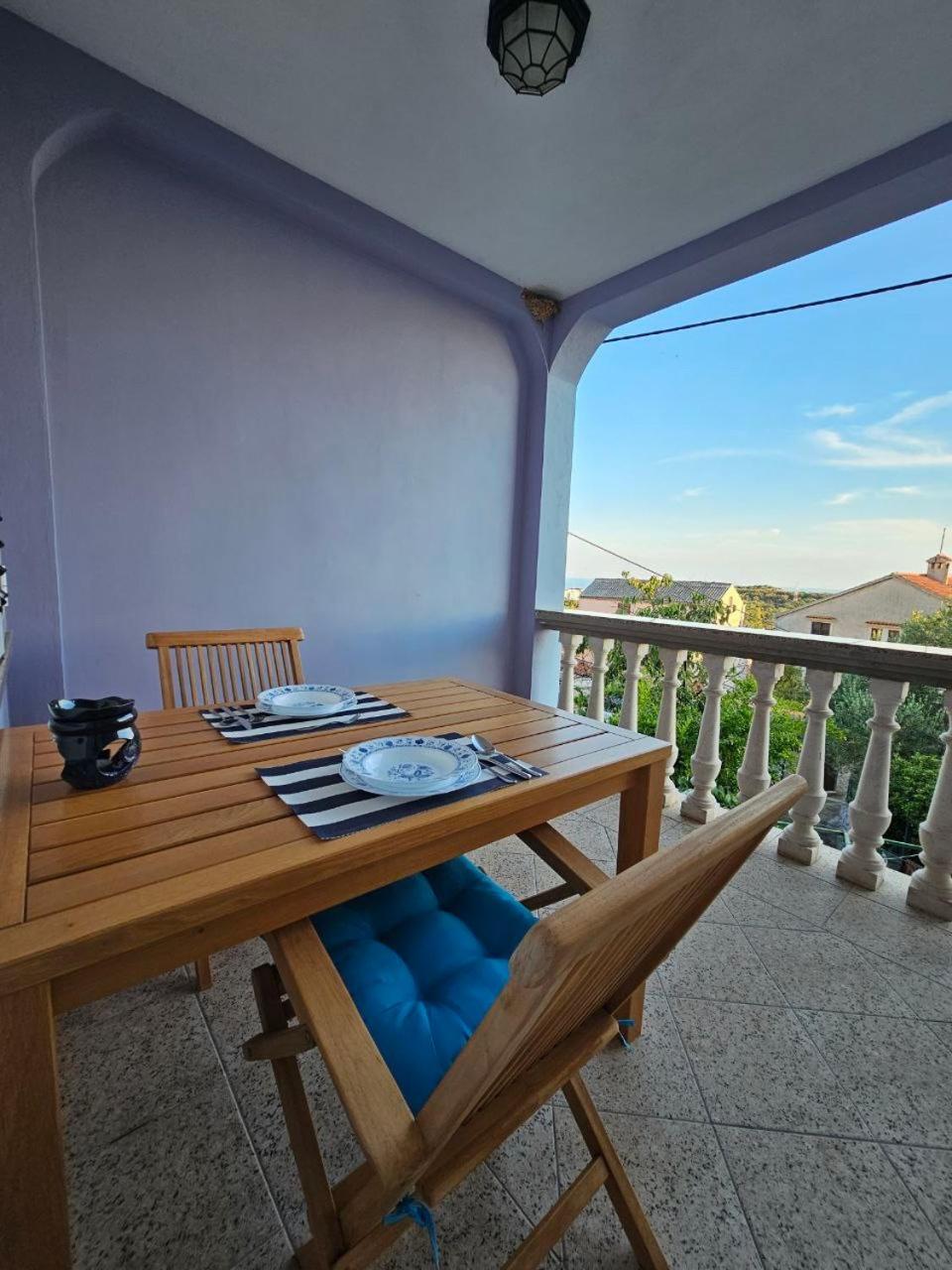Apartman Lila Cunski Exterior photo